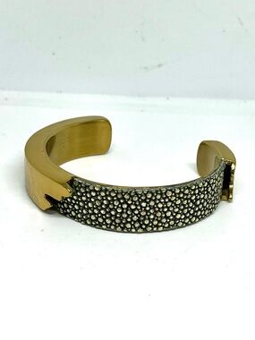 Dallas Stingray Rustic Cuff